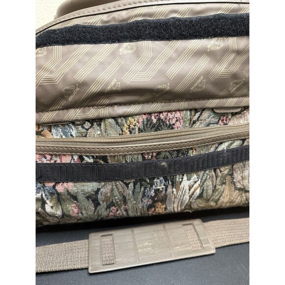 Jordache Ladies Carry On Tapestry Luggage Bag Vintage 15wx9dx7h - Picture 12 of 15
